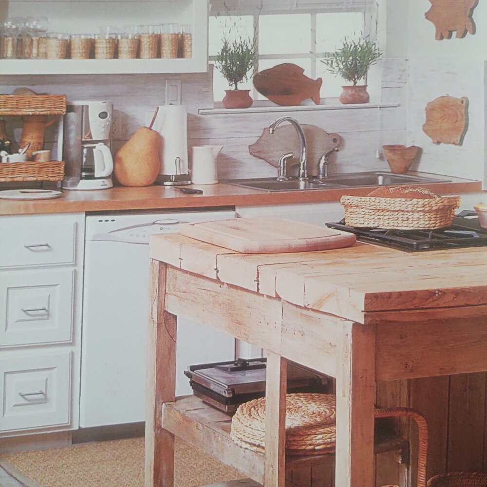 BEACH 🏡 COTTAGES Book: 'At Home By The ⛵Sea' by Mary Emmerling ~